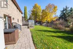 41 CLEAVEHOLM DRIVE | Halton Hills Ontario | Slide Image Ten