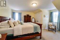 1026 BEACH BOULEVARD | Hamilton Ontario | Slide Image Thirty-one
