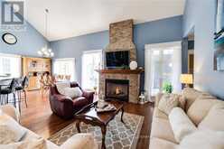 1026 BEACH BOULEVARD | Hamilton Ontario | Slide Image Eight