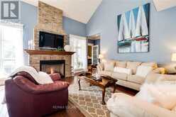 1026 BEACH BOULEVARD | Hamilton Ontario | Slide Image Nine