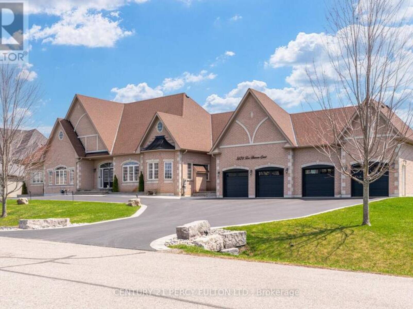 5121 TOM THOMSON COURT, Pickering, Ontario L1Y 0A1