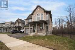 47 FRUITFUL CRESCENT | Whitby Ontario | Slide Image Thirty-two
