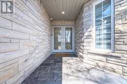 57 FAIRVIEW ROAD W | Mississauga Ontario | Slide Image Three