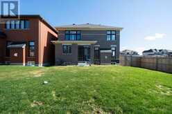 1 AINSLIE HILL CRESCENT | Georgina Ontario | Slide Image Three