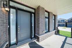1 AINSLIE HILL CRESCENT | Georgina Ontario | Slide Image Eight