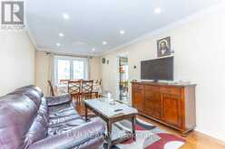 8 FAYWOOD DRIVE | Brampton Ontario | Slide Image Thirteen