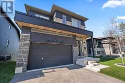 118 BERKELY STREET | Wasaga Beach Ontario | Slide Image Three