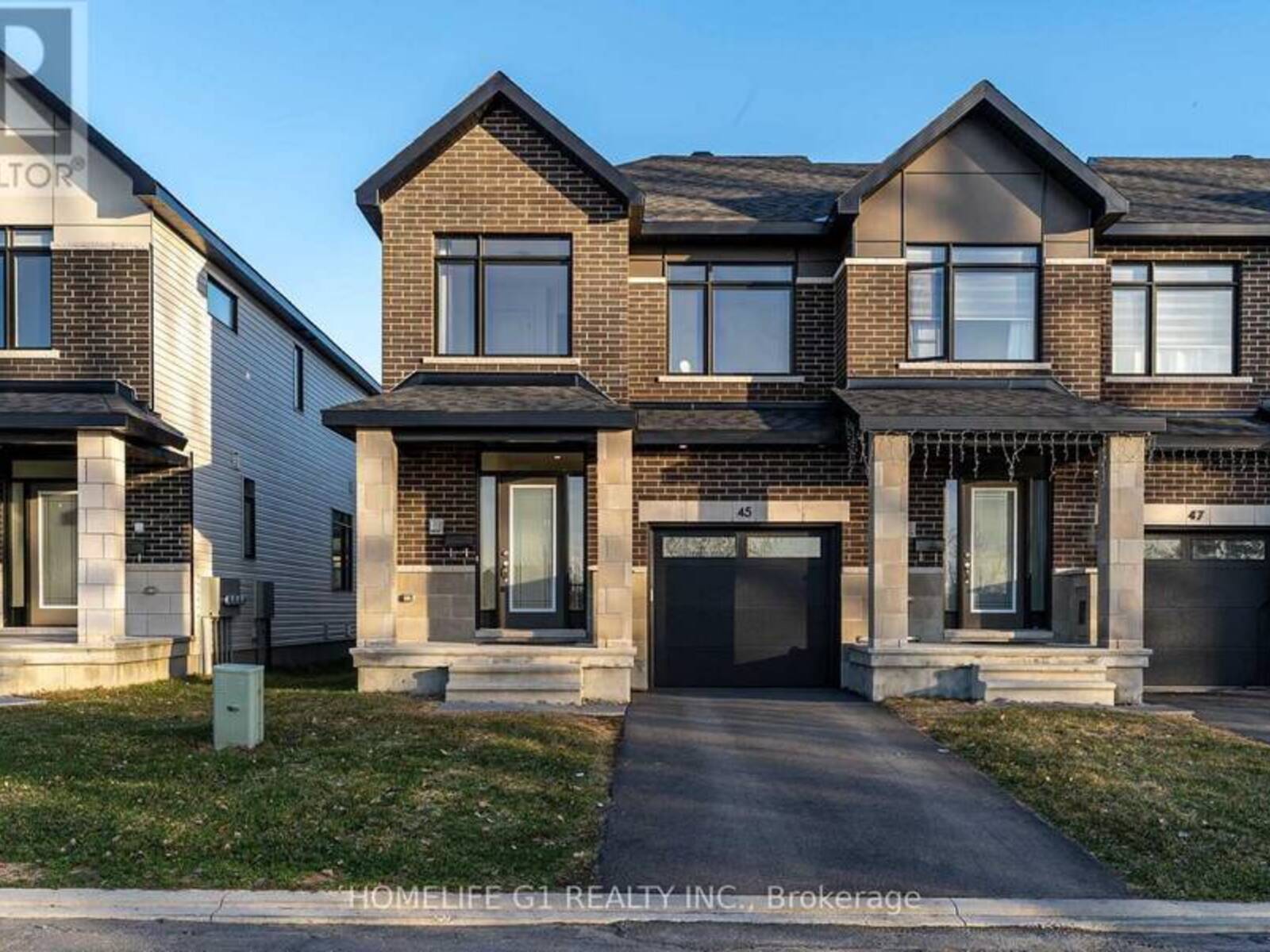 45 MOOSONEE CRESCENT, Ottawa, Ontario K4M 0M1