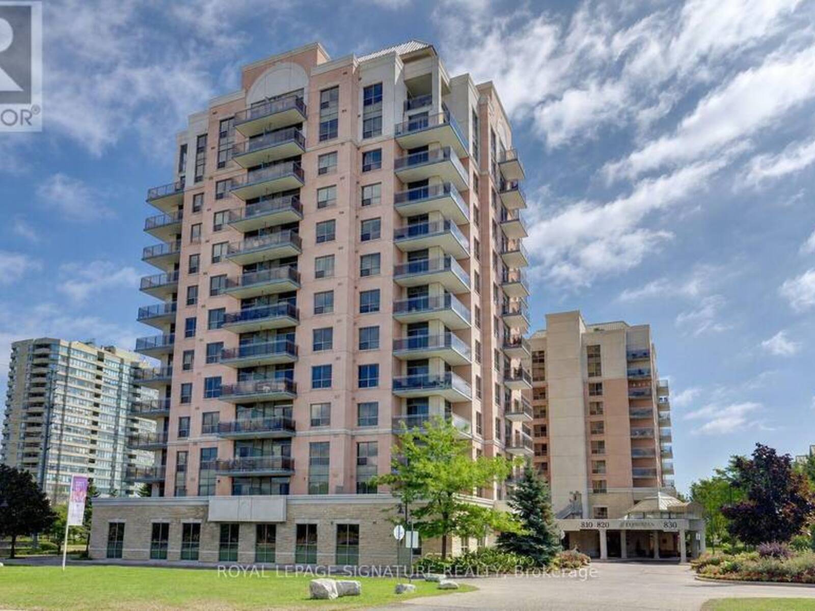 1003 - 810 SCOLLARD COURT, Mississauga, Ontario L5V 0A4