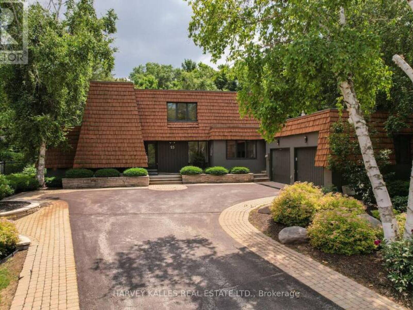 23 ROYAL OAK DRIVE, Barrie, Ontario L4N 7S5
