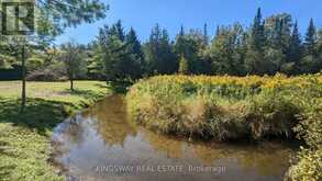250 DAVIS DRIVE | Uxbridge Ontario | Slide Image Four