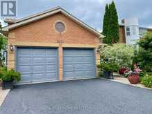 1689 MAJOR OAKS ROAD | Pickering Ontario | Slide Image Four