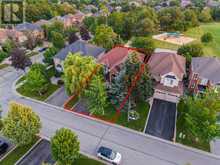 8 PICO CRESCENT | Vaughan Ontario | Slide Image Forty-three