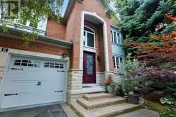 8 PICO CRESCENT | Vaughan Ontario | Slide Image Two