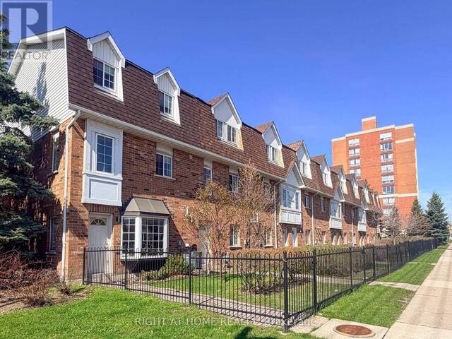 28 - 1525 SOUTH PARADE COURT Mississauga Ontario, L5M 6E9 - 3 Bedrooms Condo For Sale