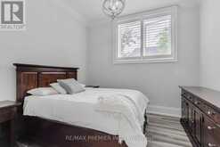 111 CODSELL AVENUE | Toronto Ontario | Slide Image Eighteen