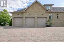 12 PRINCE ADAM COURT | King Ontario | Slide Image Eight