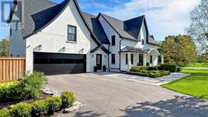 557 AINTREE DRIVE | Whitchurch-Stouffville Ontario | Slide Image One