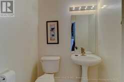 211 FRANK ENDEAN ROAD | Richmond Hill Ontario | Slide Image Ten