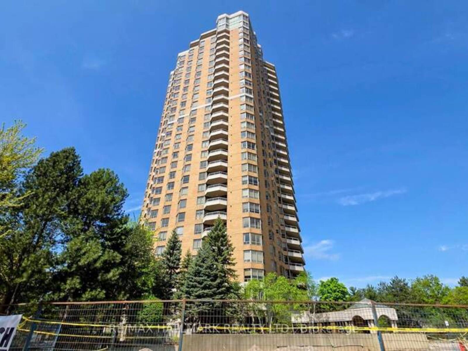 1610 - 89 SKYMARK DRIVE, Toronto, Ontario M2H 3S6