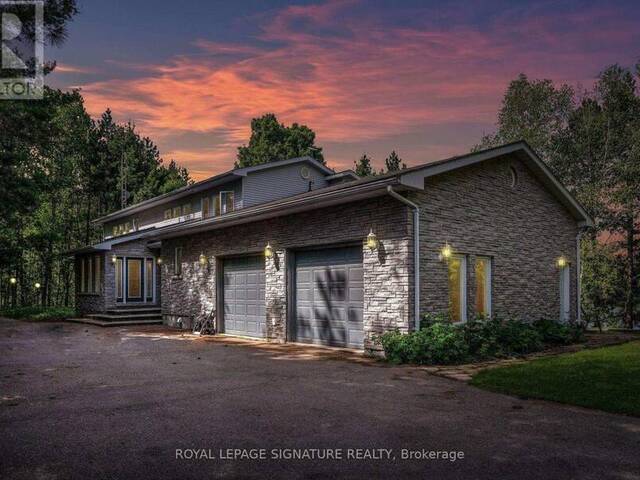 40249 COMBERMERE ROAD Madawaska Valley Ontario, K0J 1B0 - 5 Bedrooms Waterfront Home For sale