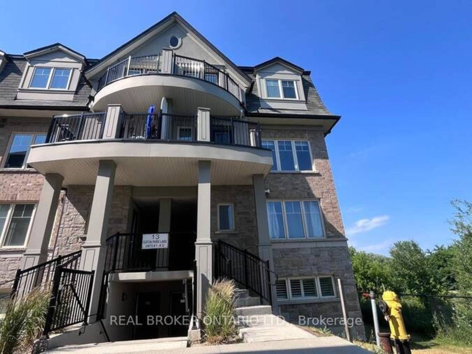 29 - 13 EATON PARK LANE, Toronto, Ontario M1W 0A5
