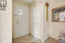 239 EPSOM DOWNS DRIVE | Toronto Ontario | Slide Image Eleven