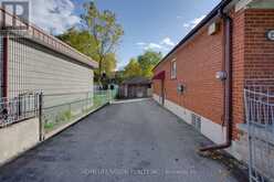 239 EPSOM DOWNS DRIVE | Toronto Ontario | Slide Image Seven