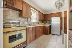 239 EPSOM DOWNS DRIVE | Toronto Ontario | Slide Image Nineteen