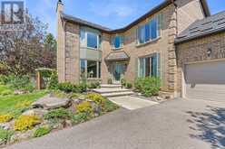 16 OAK RIDGE DRIVE | Halton Hills Ontario | Slide Image Two
