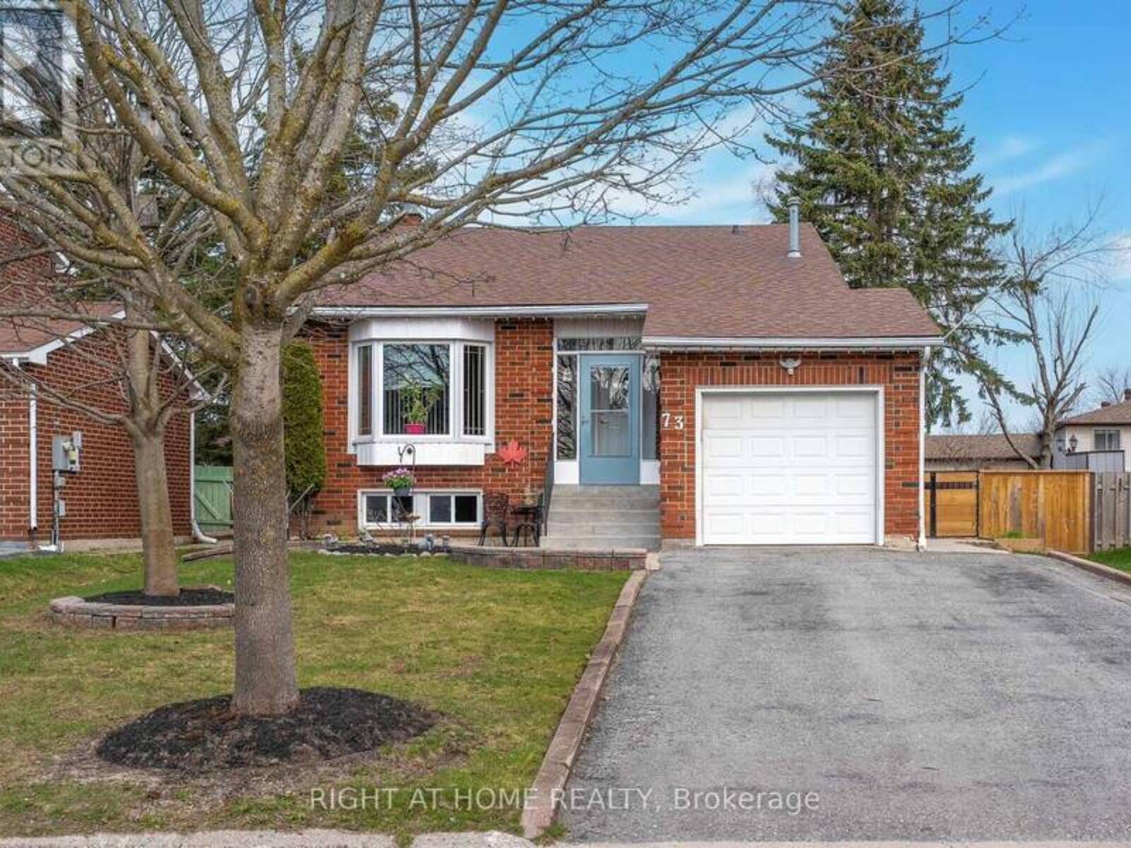 73 PEPLER PLACE, Barrie, Ontario L4N 5E3