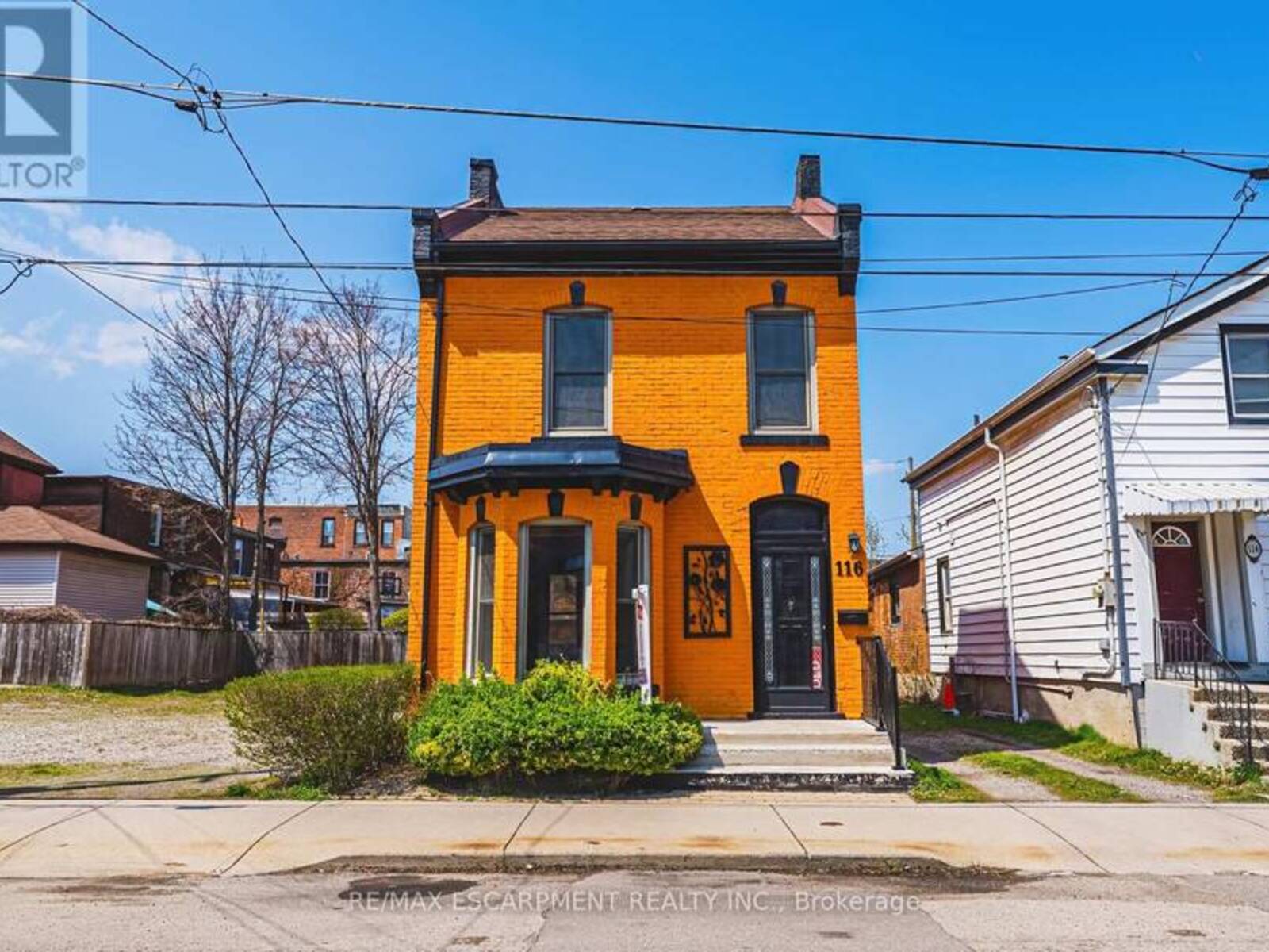 116 CATHARINE STREET S, Hamilton, Ontario L8N 2J4