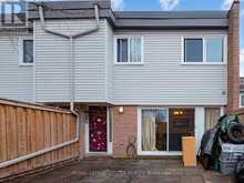 148 MILESTONE CRESCENT | Aurora Ontario | Slide Image Three