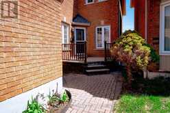 92 HARTRICK PLACE | Whitby Ontario | Slide Image Two