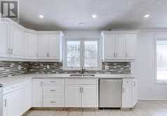 20015 BATHURST STREET | East Gwillimbury Ontario | Slide Image Two