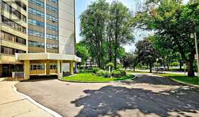1408 - 2323 CONFEDERATION PARKWAY | Mississauga Ontario | Slide Image Two