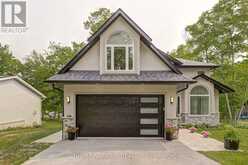 77 POLISH AVENUE | Penetanguishene Ontario | Slide Image Two