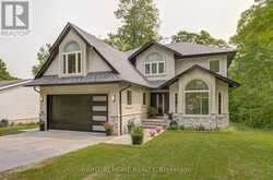 77 POLISH AVENUE | Penetanguishene Ontario | Slide Image Three