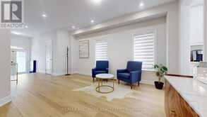 61 MAC CAMPBELL WAY | Bradford West Gwillimbury Ontario | Slide Image Three