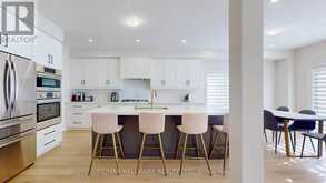 61 MAC CAMPBELL WAY | Bradford West Gwillimbury Ontario | Slide Image Eight
