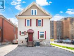 25 COLBORNE STREET W Oshawa Ontario, L1G 1L3