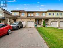 7790 WHITE PINE CRESCENT | Niagara Falls Ontario | Slide Image Three