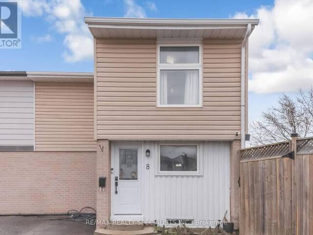 8 GRANTBROOK COURT Brampton Ontario, L6S 2K8 - 4 Bedrooms Home For Sale