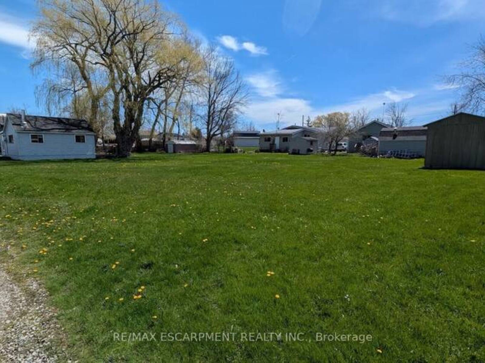9/11 MARILYN DRIVE, Nanticoke, Ontario N0A 1L0