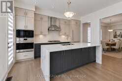 2395 SAW WHET BOULEVARD | Oakville Ontario | Slide Image Fifteen