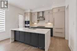 2395 SAW WHET BOULEVARD | Oakville Ontario | Slide Image Sixteen