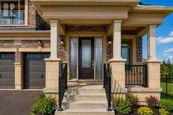 2395 SAW WHET BOULEVARD | Oakville Ontario | Slide Image Four