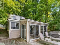 COTTAGE - 150 FARLAIN LAKE ROAD E Tiny Ontario, L9M 0B5