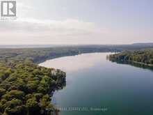 COTTAGE - 152 FARLAIN LAKE ROAD E | Tiny Ontario | Slide Image Sixteen