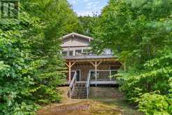 COTTAGE - 152 FARLAIN LAKE ROAD E | Tiny Ontario | Slide Image One